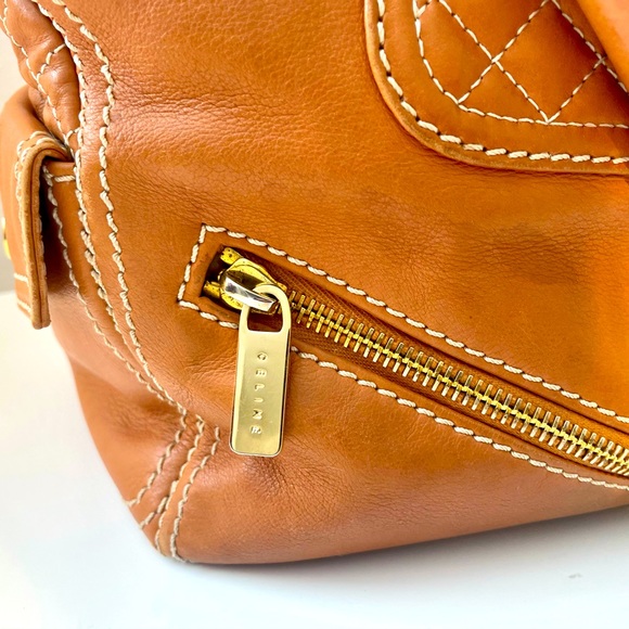 CELINE bag, Boogie Bag, tan leather , gold hardware. Authentic. Chanel vibes. - Picture 4 of 10